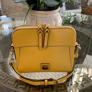 DOONEY & BOURKE CAMERON BAG! 💛💛